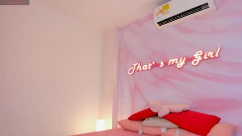 Snapshot of adalyn_cute chatting on July 18, 11:47 am Adalyn Cute online show from July 18, 11:47 am
