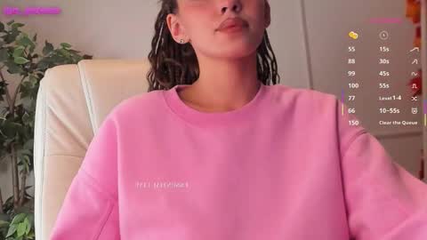 Adalyn online show from October 24, 9:33 pm