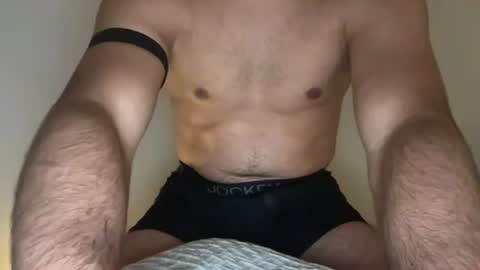 adam324_ online show from July 20, 4:53 pm