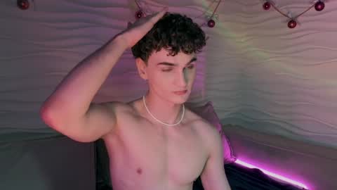 Snapshot of adam_21cm chatting on December 26, 8:00 pm Adam online show from December 26, 8:00 pm