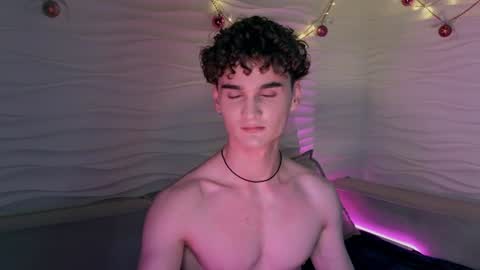 Snapshot of adam_21cm chatting on December 29, 7:53 pm Adam online show from December 29, 7:53 pm