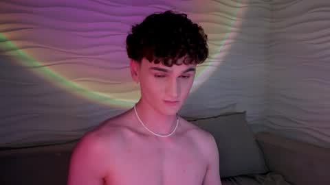 Snapshot of adam_21cm chatting on February 13, 10:33 pm Adam online show from February 13, 10:33 pm