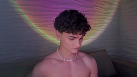 Snapshot of adam_21cm chatting on February 20, 7:41 pm Adam online show from February 20, 7:41 pm