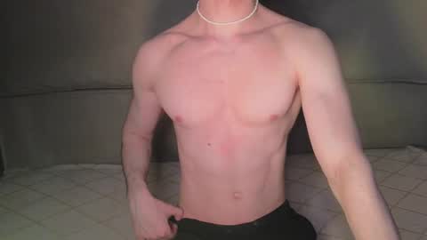 Snapshot of adam_21cm chatting on December 5, 4:25 pm Adam online show from December 5, 4:25 pm