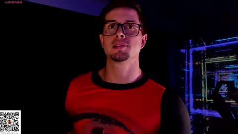 Snapshot of adam_bouton chatting on May 2, 1:32 am Adam online show from May 2, 1:32 am