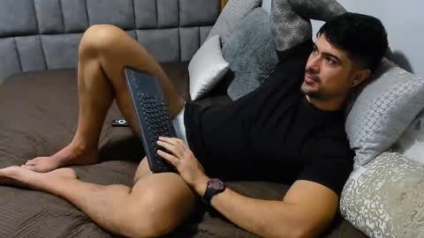 adam clarke online show from January 29, 3:33 am