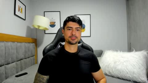 adam clarke online show from November 6, 4:02 am