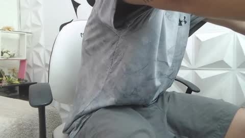 adam_evehotroom online show from January 25, 4:35 pm