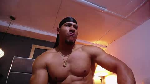 adam_fit19cm online show from April 7, 2:28 pm