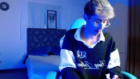 Adam online show from April 21, 1:42 am