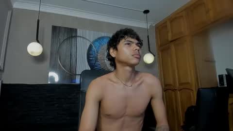 Snapshot of adam_piarse chatting on February 9, 8:13 pm adam_piarse online show from February 9, 8:13 pm