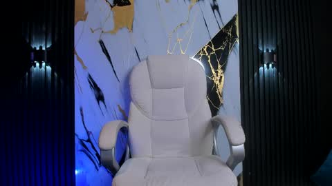 Snapshot of adam_piarse chatting on February 25, 4:46 am adam_piarse online show from February 25, 4:46 am