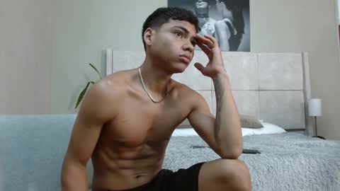 Snapshot of adam_piarse chatting on September 12, 1:49 am adam_piarse online show from September 12, 1:49 am