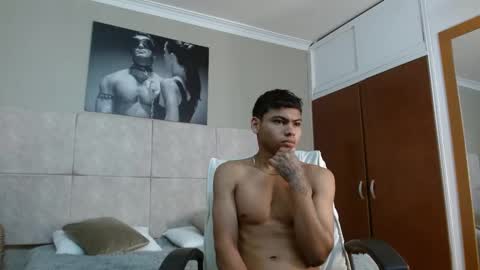 Snapshot of adam_piarse chatting on September 19, 3:52 am adam_piarse online show from September 19, 3:52 am