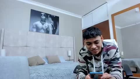 Snapshot of adam_piarse chatting on October 15, 8:53 pm adam_piarse online show from October 15, 8:53 pm