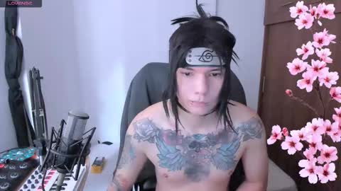 Snapshot of adam_rocket chatting on February 18, 3:08 pm Adam online show from February 18, 3:08 pm