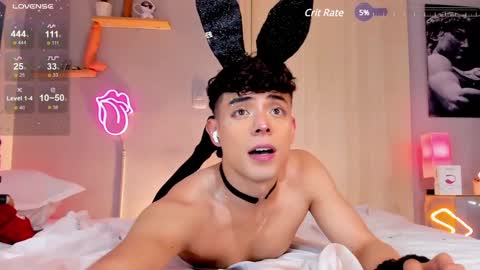 Snapshot of adam_sword4 chatting on February 2, 12:57 pm Alan and Jordan online show from February 2, 12:57 pm