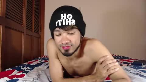 instagram  adam x256 online show from January 24, 9:15 pm