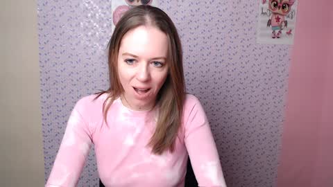 adamais_ online show from January 4, 7:03 am