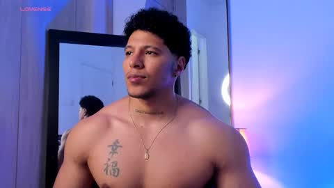 adambrocs1 online show from March 6, 9:55 pm