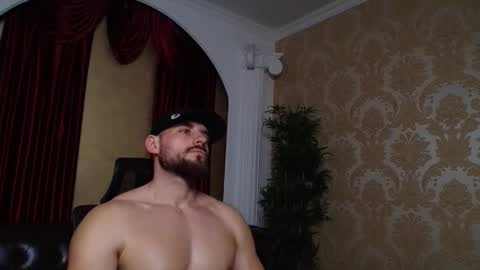 Snapshot of adamjameson chatting on January 24, 9:39 am AdamJameson online show from January 24, 9:39 am