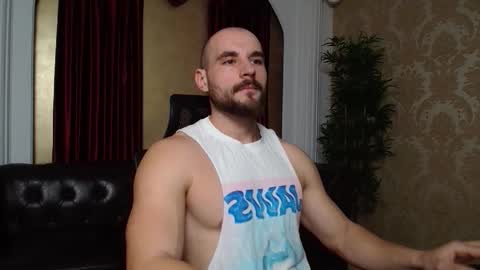 Snapshot of adamjameson chatting on January 28, 6:27 am AdamJameson online show from January 28, 6:27 am