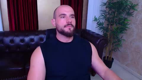 Snapshot of adamjameson chatting on September 12, 5:29 am AdamJameson online show from September 12, 5:29 am