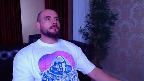 Snapshot of adamjameson chatting on September 13, 4:56 am AdamJameson online show from September 13, 4:56 am