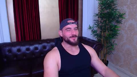Snapshot of adamjameson chatting on September 24, 5:22 am AdamJameson online show from September 24, 5:22 am