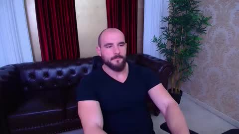 Snapshot of adamjameson chatting on October 6, 4:54 am AdamJameson online show from October 6, 4:54 am