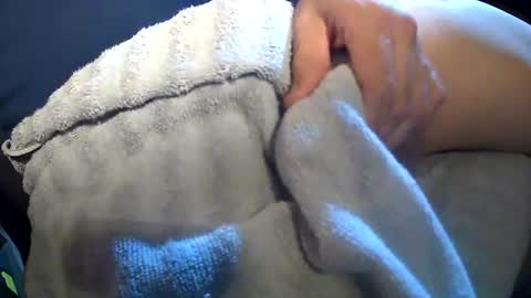 Snapshot of adamkush chatting on July 21, 2:52 pm adamkush online show from July 21, 2:52 pm