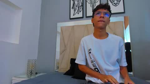 Adams Bobby online show from November 13, 11:20 am