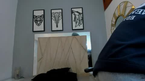 Adams Bobby online show from April 16, 11:33 am