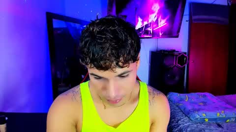 Adams online show from October 24, 9:33 pm