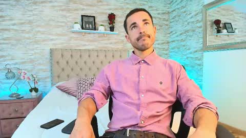 Snapshot of adams_sanz chatting on February 6, 8:12 pm Im Adams Sanz online show from February 6, 8:12 pm