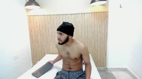 Adams online show from October 8, 8:17 pm
