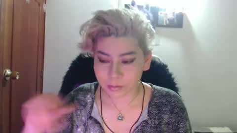 adan_romanoff online show from November 2, 7:00 am