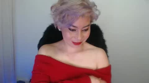 Snapshot of adan_romanoff chatting on December 21, 6:53 am adan_romanoff online show from December 21, 6:53 am