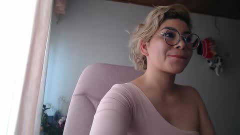 adan_romanoff online show from May 19, 4:57 pm