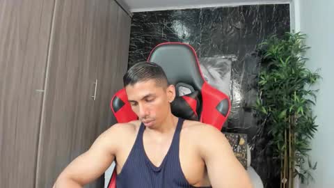 Snapshot of adan_sin1 chatting on February 12, 4:24 pm Adan Sin online show from February 12, 4:24 pm