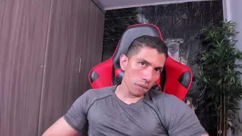 Snapshot of adan_sin1 chatting on February 16, 5:20 pm Adan Sin online show from February 16, 5:20 pm