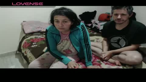 Adan and Eva online show from April 18, 7:45 am