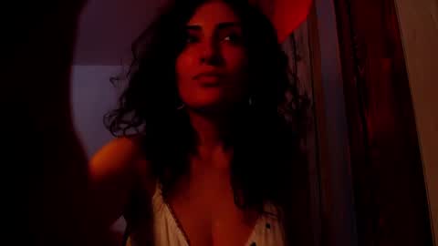 amy        online show from March 10, 2:05 pm