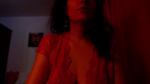 Snapshot of addicted2uts chatting on February 8, 12:36 am amy online show from February 8, 12:36 am