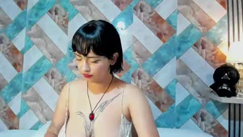 addison_avery online show from June 27, 2:49 am