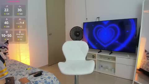 ..   .. independent model online show from September 24, 9:34 am