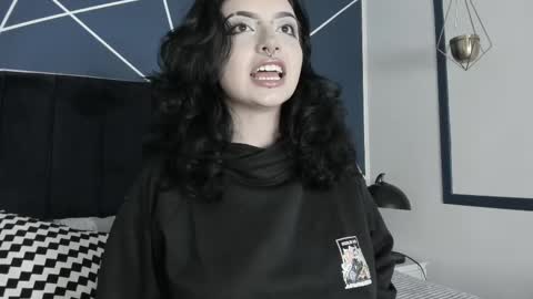 Snapshot of adeelinee chatting on February 22, 11:03 pm Ade online show from February 22, 11:03 pm