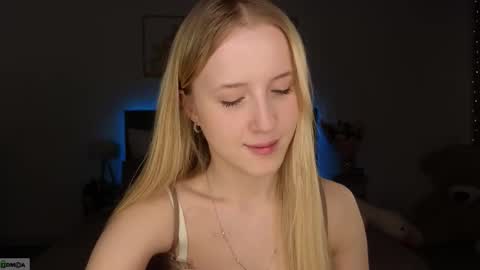 Adele online show from February 24, 9:24 pm