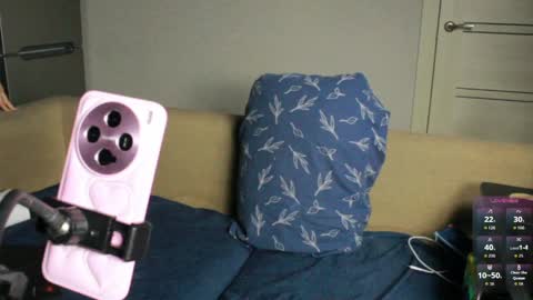 Kamala Adele online show from April 4, 9:56 pm