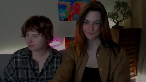 adele_favorite online show from April 17, 9:51 pm